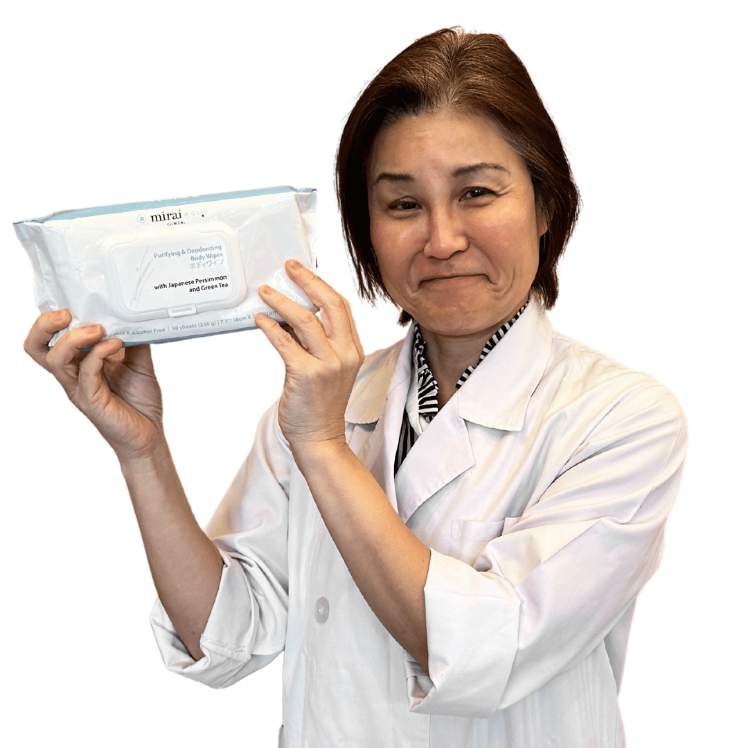 Dr. Yoko from Mirai Clinical presenting the Purifying & Deodorizing Body Wipes infused with persimmon extract, designed for effective body freshness and odor neutralization.