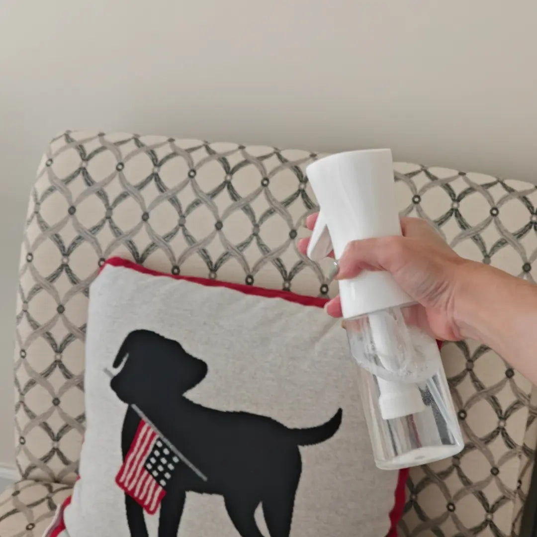 Mirai Clinical Deodorizing Room Spray with Persimmon designed to eliminate Nonenal aging odor and freshen indoor spaces naturally.