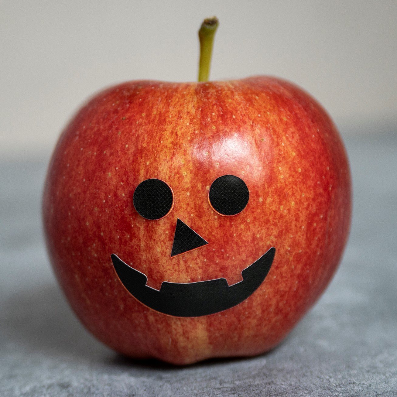 Mirai Clinical Halloween Stickers Apple