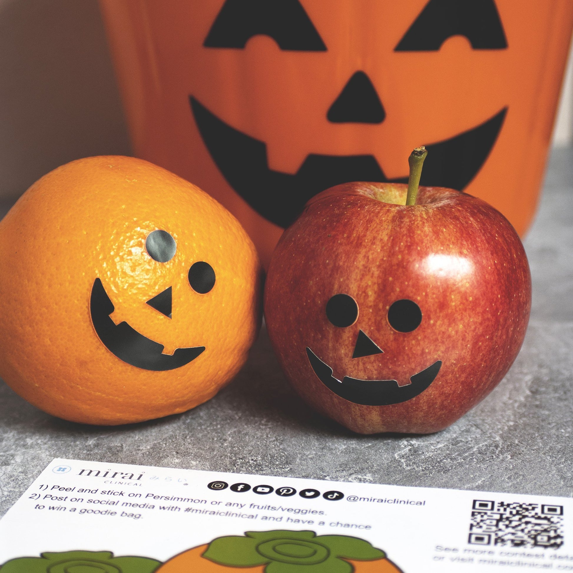 Mirai Clinical Halloween Stickers Orange Apple